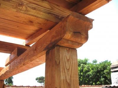 Come realizzare un gazebo nel giardino: i passi principali Come costruire un gazebo in legno rettangolare